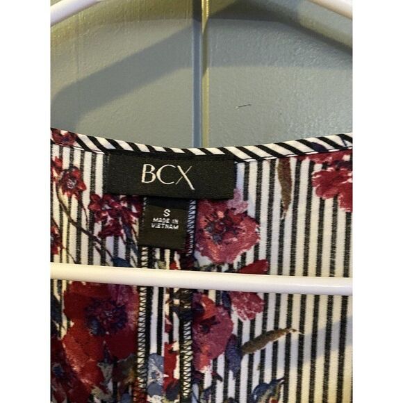 BCX Small Black White Red Floral Striped Tie Back Shirt NWT Chiffon - Picture 7 of 10